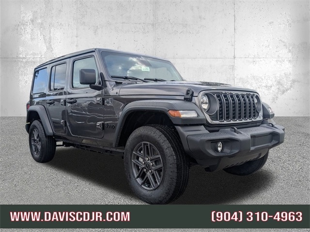 2025 Jeep Wrangler 4-Door Sport S's photo