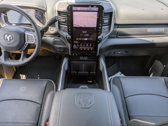 2025 RAM 3500 Laramie - Photo 18