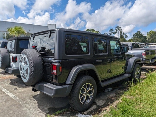2024 Jeep Wrangler Sport S photo 4