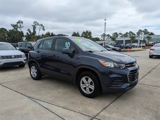 Used 2019 Chevrolet Trax LS with VIN 3GNCJNSB4KL169912 for sale in Yulee, FL