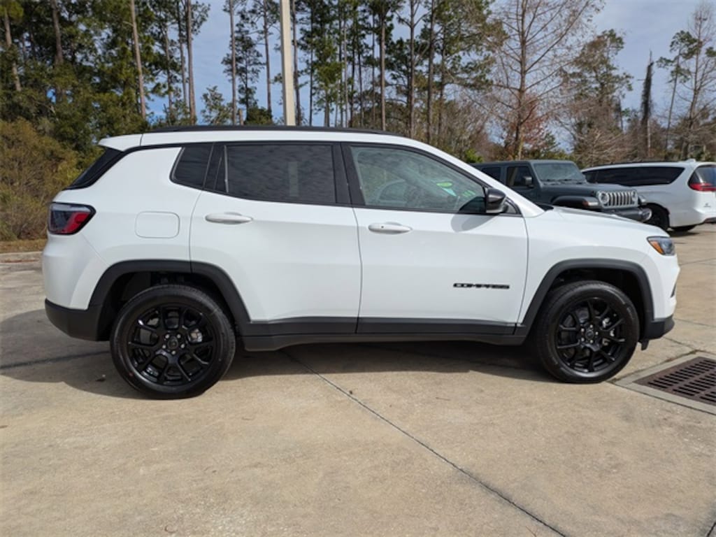New 2026 Jeep Compass Latitude Sport Utility