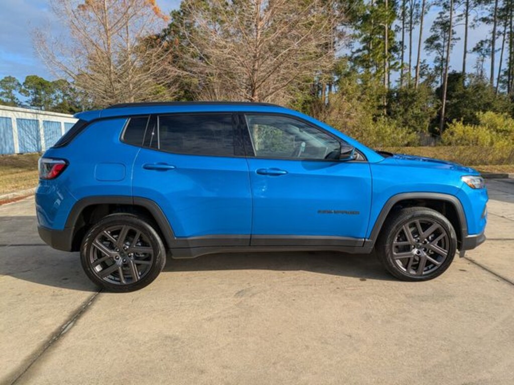 New 2026 Jeep Compass Latitude Sport Utility