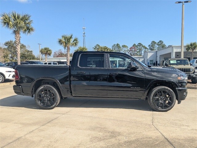 2025 Ram 1500 Laramie photo 3