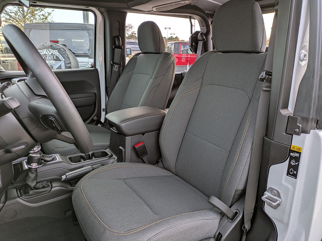 2026 Jeep Wrangler 2-Door Sport - Photo 16