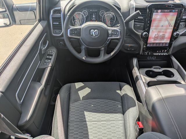 2025 RAM 3500 Big Horn - Photo 16