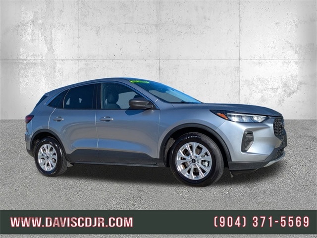 2024 Ford Escape Active's photo