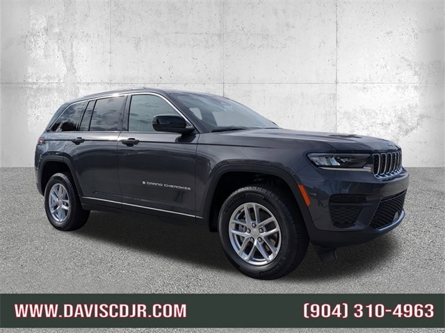 2025 Jeep Grand Cherokee Laredo's photo