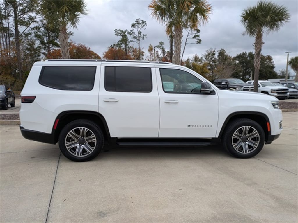 Used 2024 Jeep Wagoneer Series II SUV