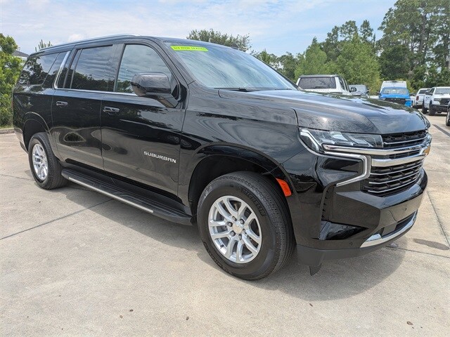 Used 2023 Chevrolet Suburban LT with VIN 1GNSCCKD8PR384365 for sale in Yulee, FL