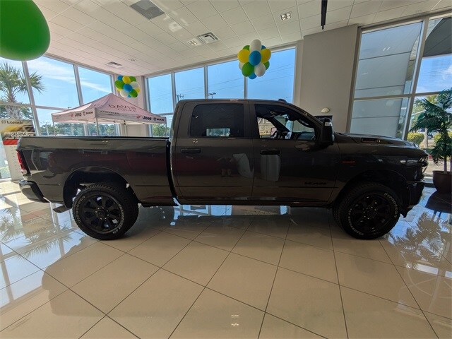 2025 Ram 3500 Big Horn photo 3