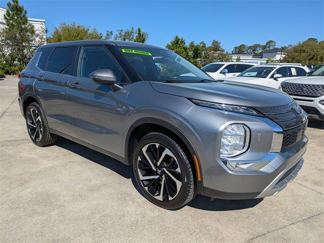 Used 2023 Mitsubishi Outlander SE Special Edition with VIN JA4J4UA82PZ032341 for sale in Yulee, FL