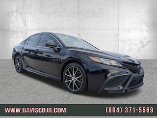 2021 Toyota Camry SE Sedan