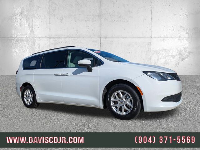 2021 Chrysler Voyager LXI