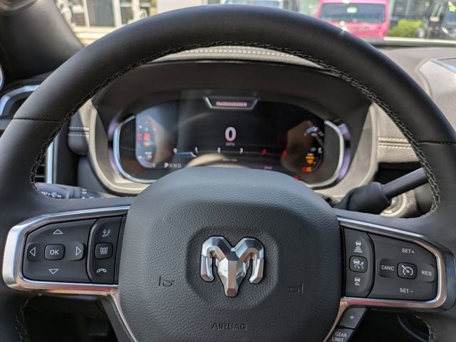 2025 RAM 3500 Laramie - Photo 29
