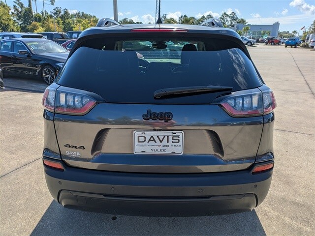 2023 Jeep Cherokee Altitude photo 4