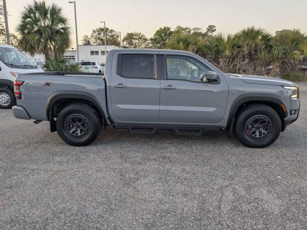 Used 2025 Nissan Frontier PRO-X Truck