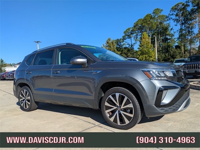 2024 Volkswagen Taos SE