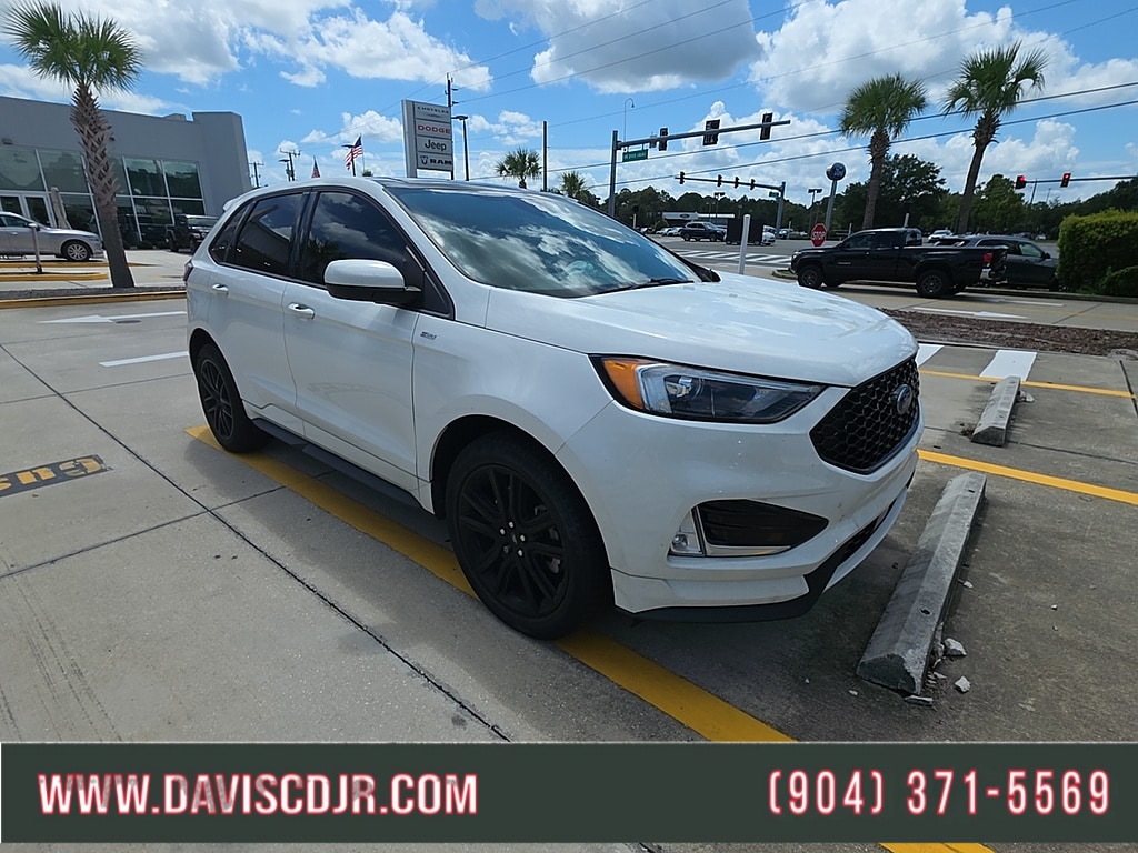 2022 Ford Edge