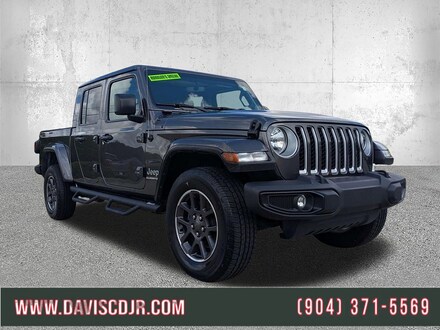2022 Jeep Gladiator Overland Truck