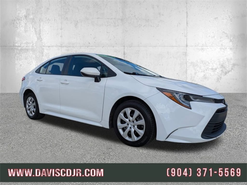 Used 2023 Toyota Corolla LE Sedan