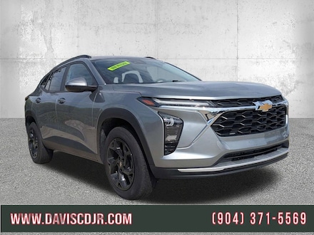 2025 Chevrolet Trax LT SUV