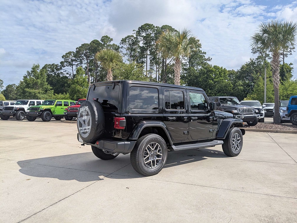 New 2026 Jeep Wrangler 4-DOOR SAHARA Sport Utility