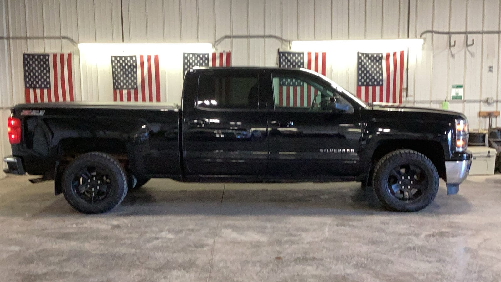 Used 2015 Chevrolet Silverado 1500 LT with VIN 3GCUKRECXFG205445 for sale in Delano, Minnesota