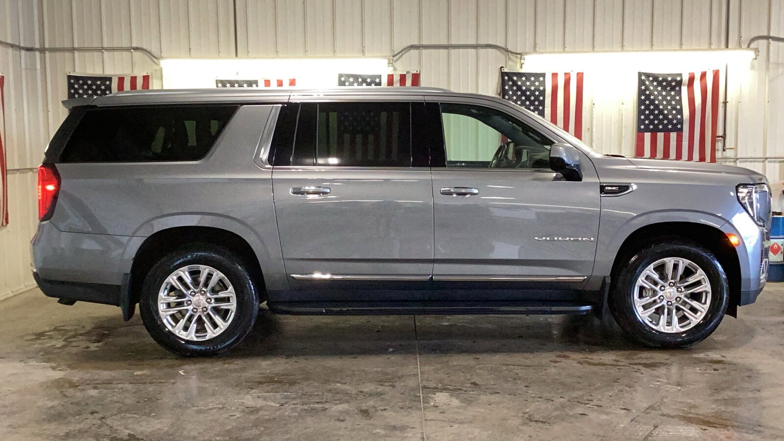 2022 Gmc Yukon XL SLT photo 2