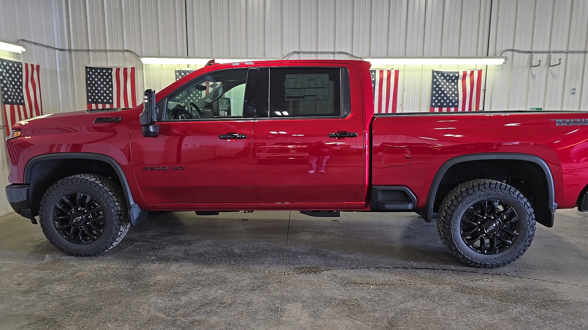 2026 Chevrolet Silverado 3500HD LTZ photo 3