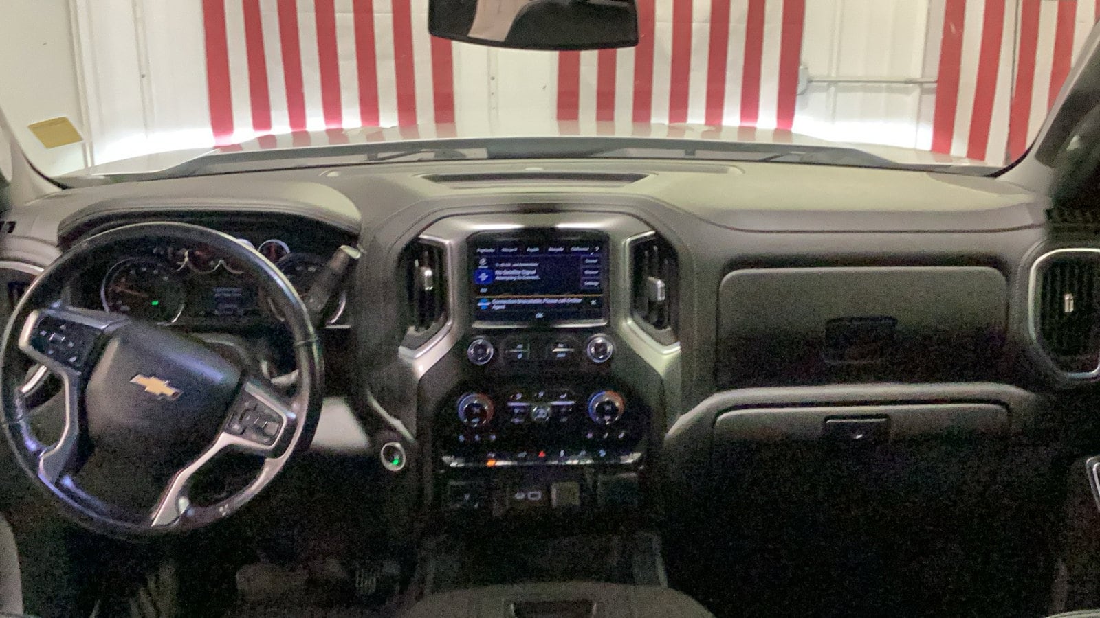 2021 Chevrolet Silverado 1500 LTZ - Photo 12