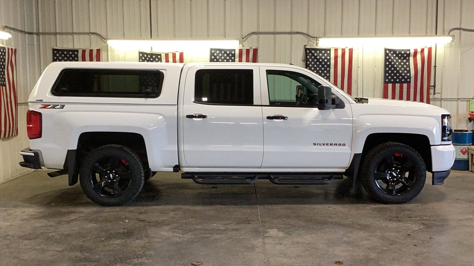 Used 2018 Chevrolet Silverado 1500 LTZ with VIN 3GCUKSEC1JG530968 for sale in Delano, Minnesota