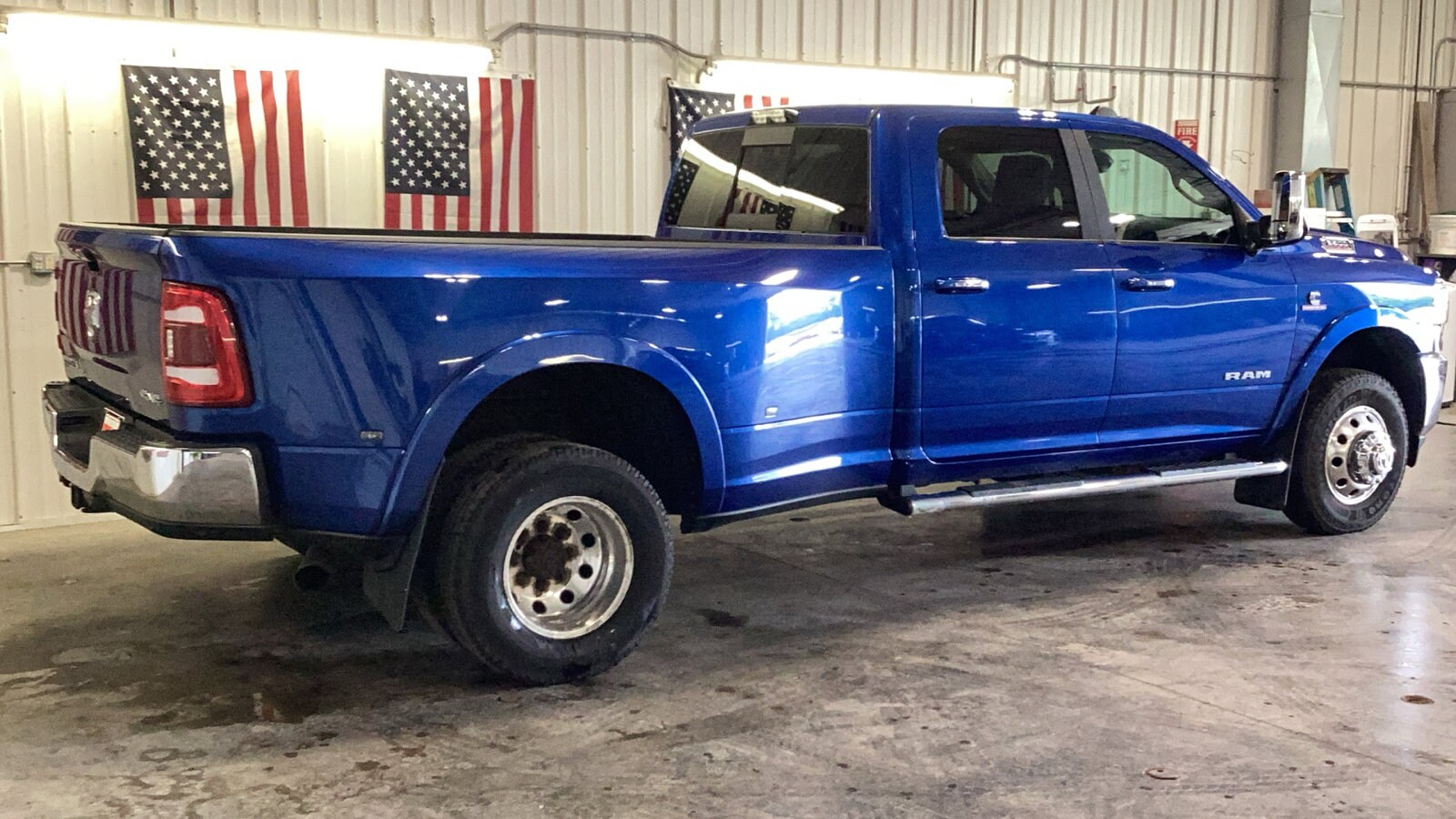 2019 Ram 3500 Laramie photo 3