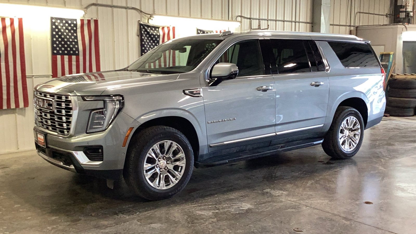 Used 2025 GMC Yukon XL Denali with VIN 1GKS2JRLXSR381333 for sale in Delano, Minnesota