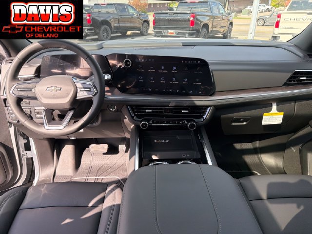 2027 Chevrolet Suburban Z71 - Photo 18