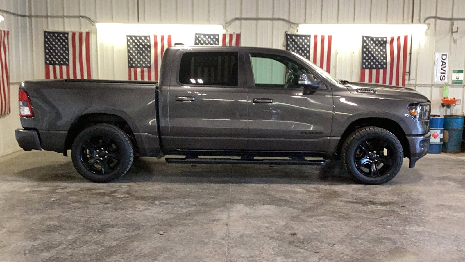 Used 2020 RAM Ram 1500 Pickup Big Horn/Lone Star with VIN 1C6SRFFTXLN182615 for sale in Delano, Minnesota