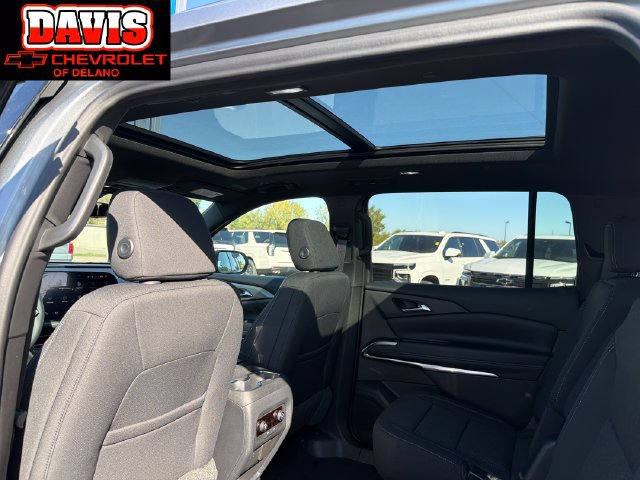 2027 Chevrolet Traverse LT - Photo 18