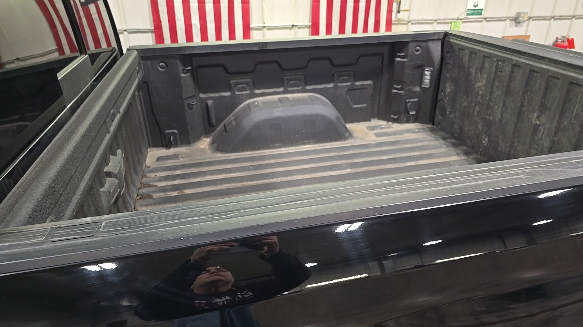 2020 Chevrolet Silverado 1500 LTZ - Photo 7