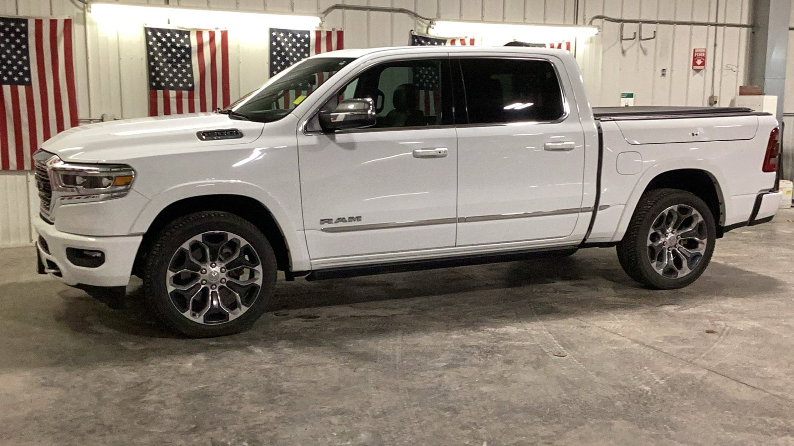 Used 2023 RAM Ram 1500 Pickup Limited with VIN 1C6SRFHTXPN541450 for sale in Delano, Minnesota