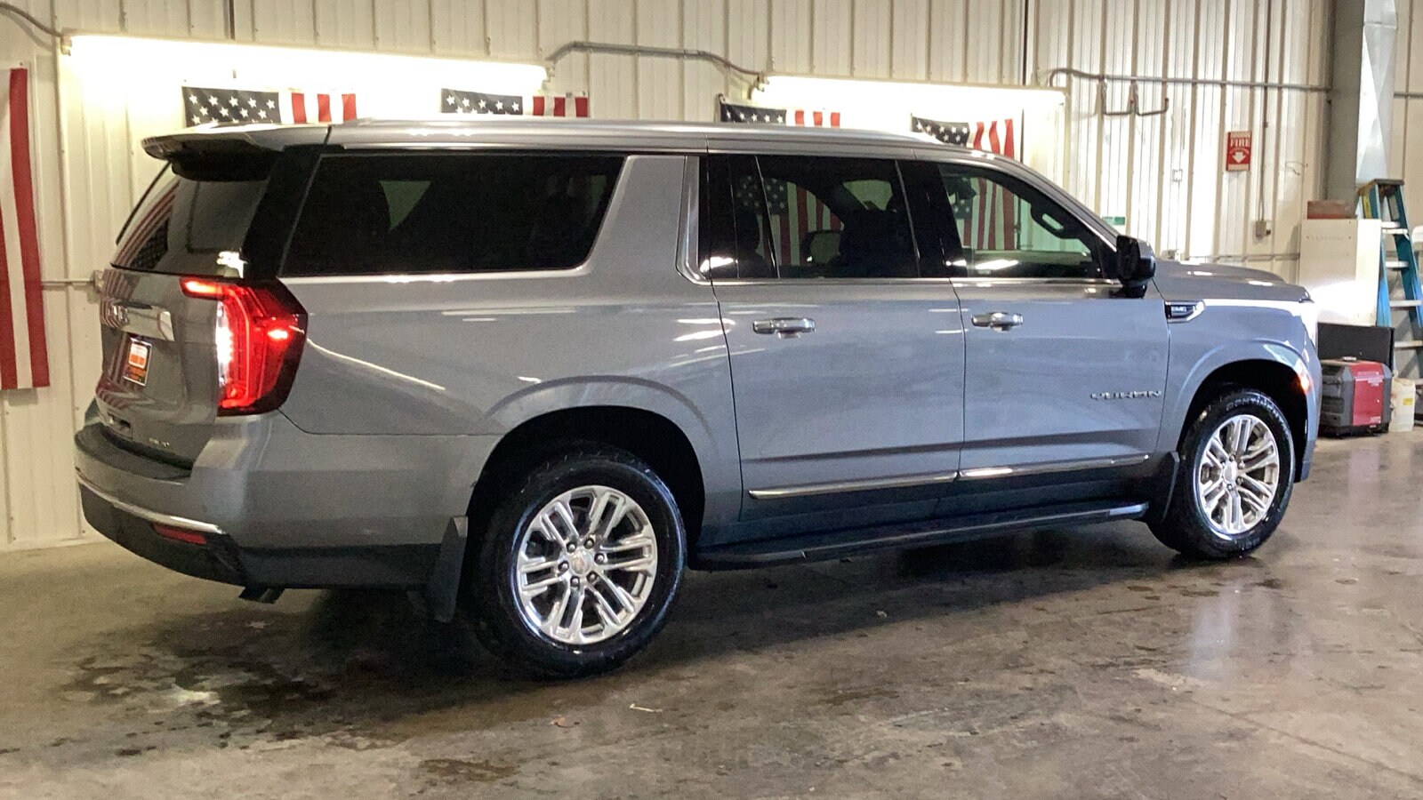 2022 Gmc Yukon XL SLT photo 3