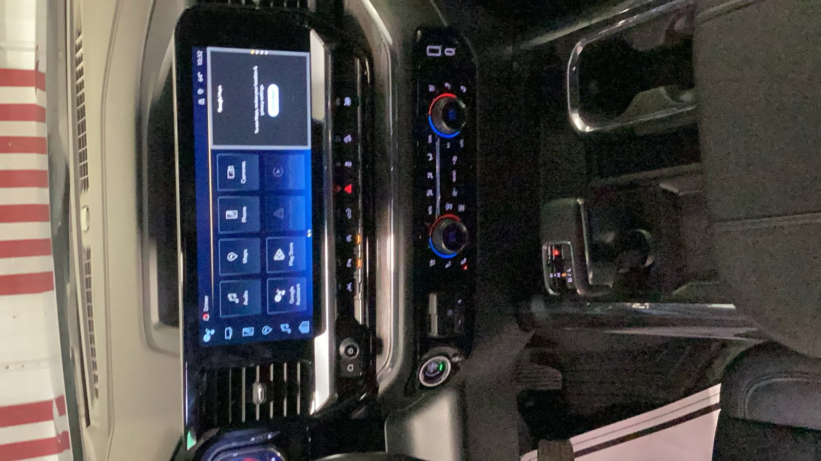 2023 Chevrolet Silverado 1500 LTZ - Photo 14
