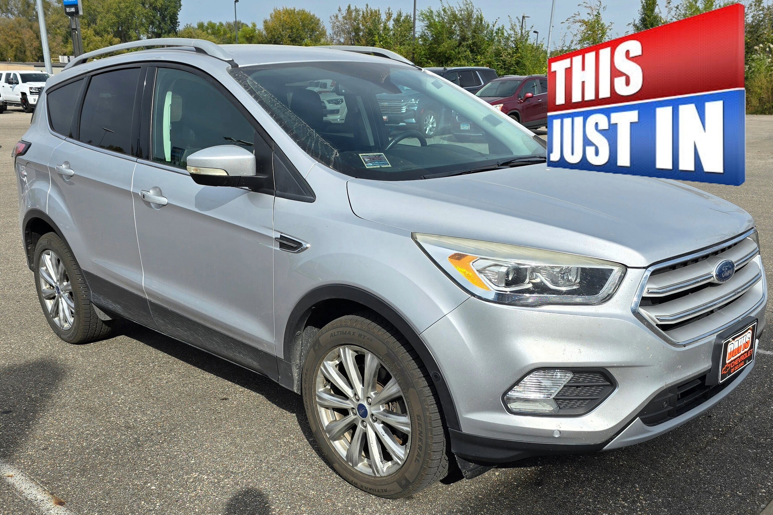 2018 Ford Escape Titanium photo 2