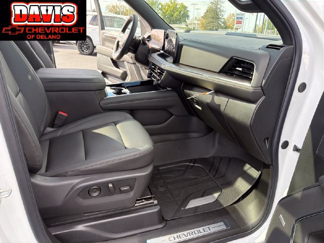 2027 Chevrolet Suburban Z71 - Photo 21