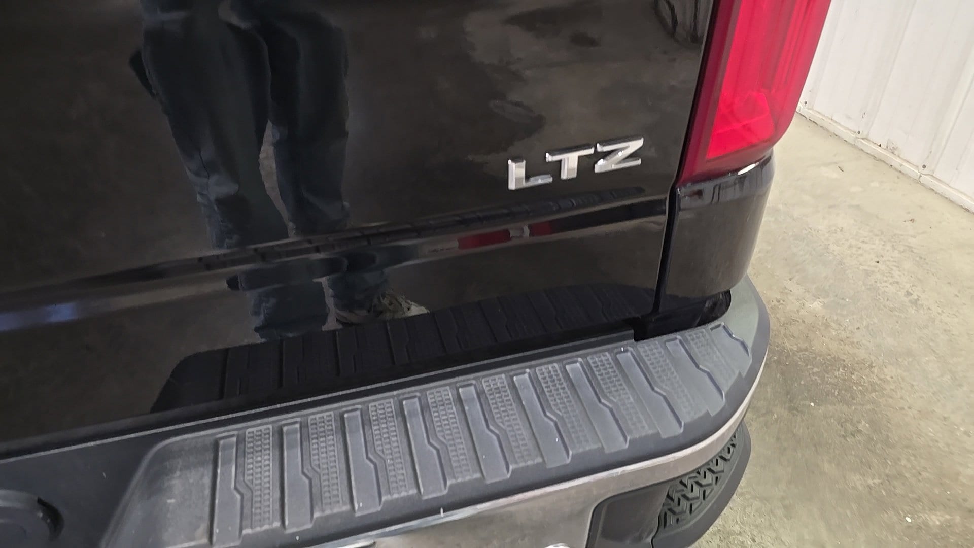 2020 Chevrolet Silverado 1500 LTZ - Photo 10