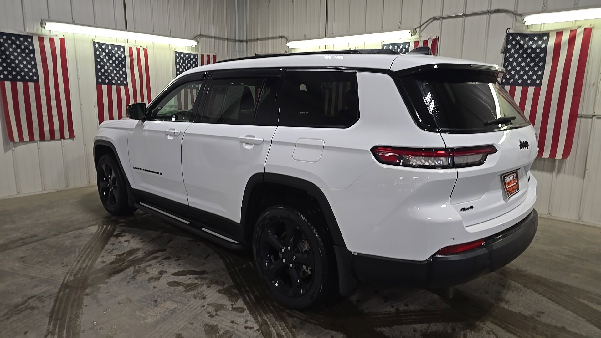 Used 2025 Jeep Grand Cherokee L Limited with VIN 1C4RJKBG6S8711409 for sale in Delano, Minnesota