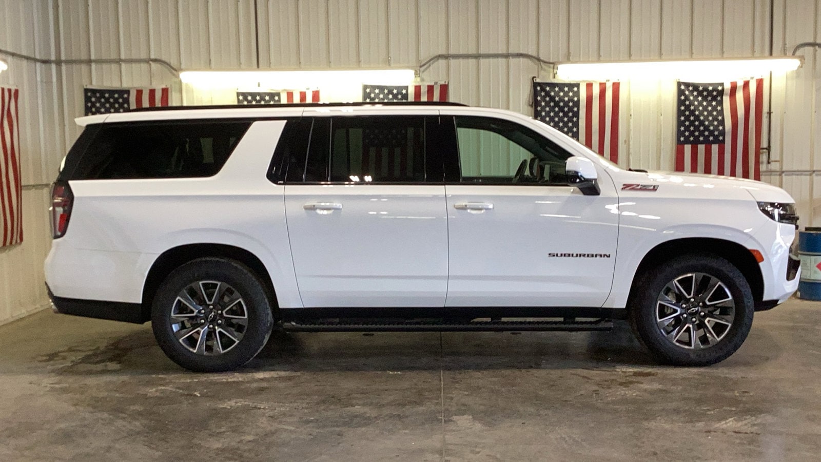 Used 2023 Chevrolet Suburban Z71 with VIN 1GNSKDKL5PR295904 for sale in Delano, Minnesota