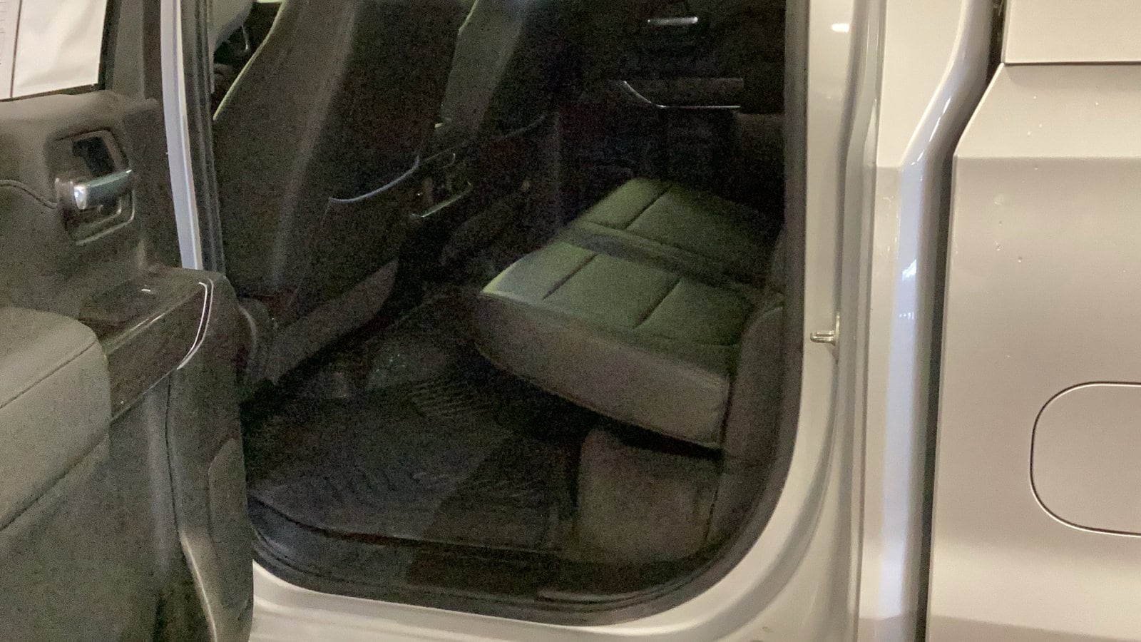 2021 Chevrolet Silverado 1500 LTZ - Photo 8