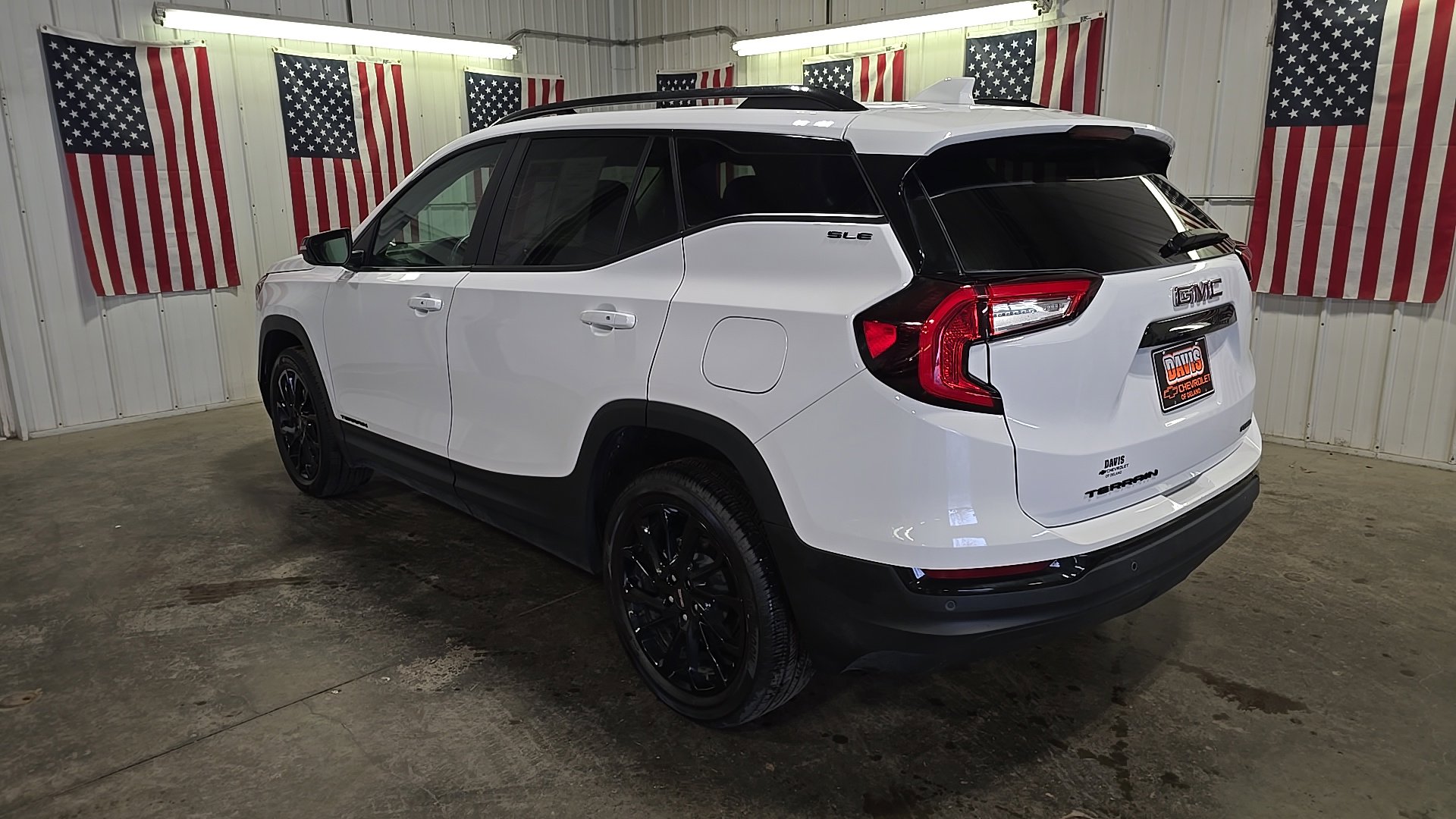 Used 2024 GMC Terrain SLE with VIN 3GKALTEG9RL301874 for sale in Delano, Minnesota