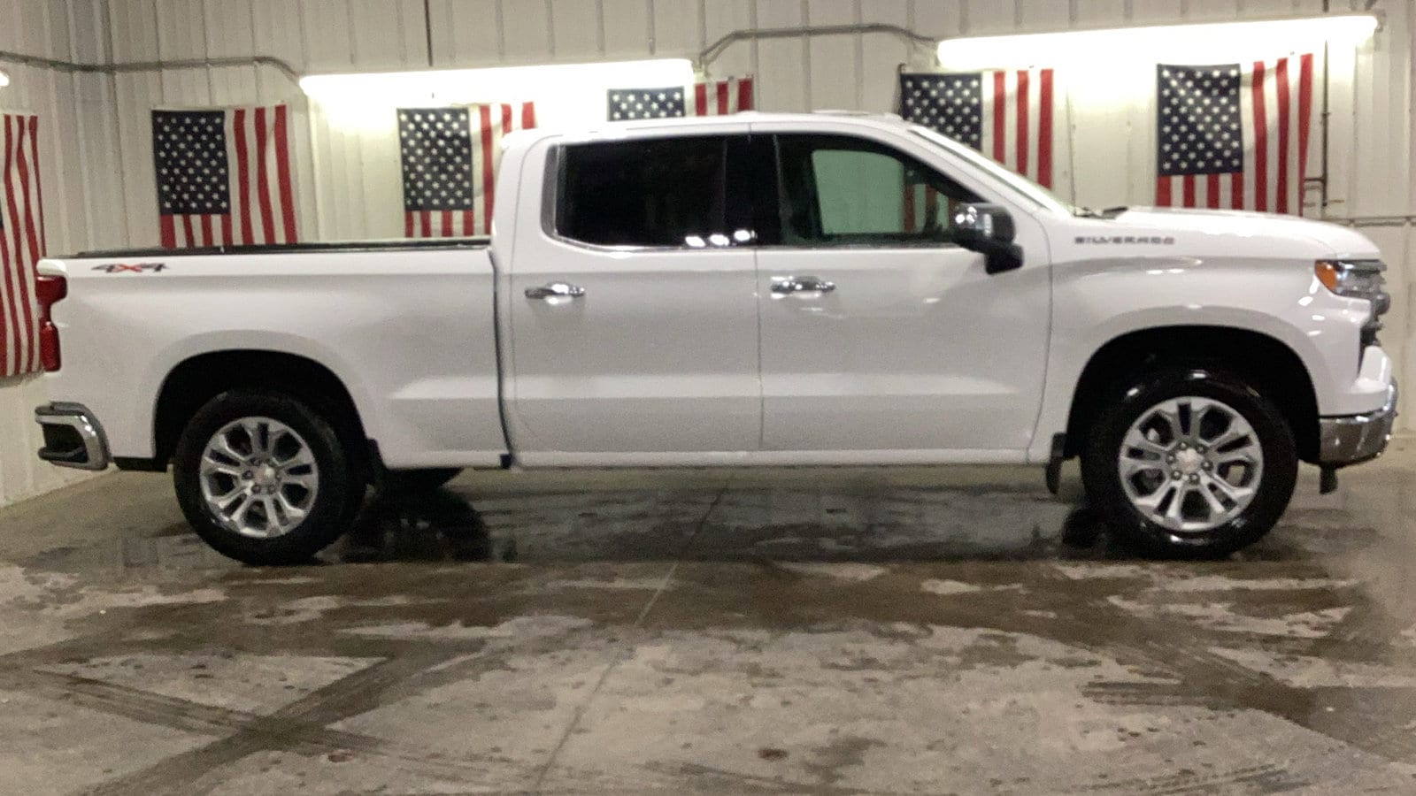 2026 Chevrolet Silverado 1500 LTZ - Photo 18