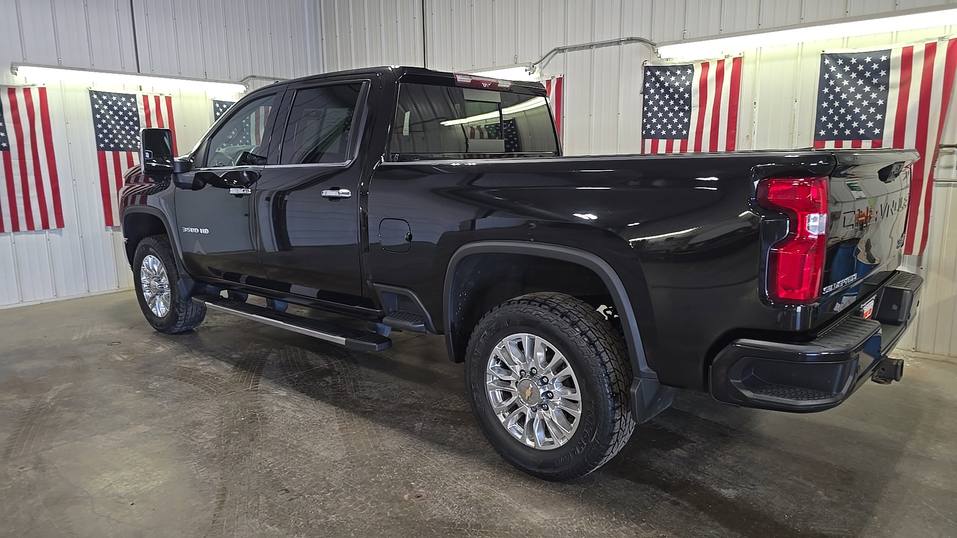 Used 2022 Chevrolet Silverado 3500HD High Country with VIN 1GC4YVEY6NF148213 for sale in Delano, Minnesota