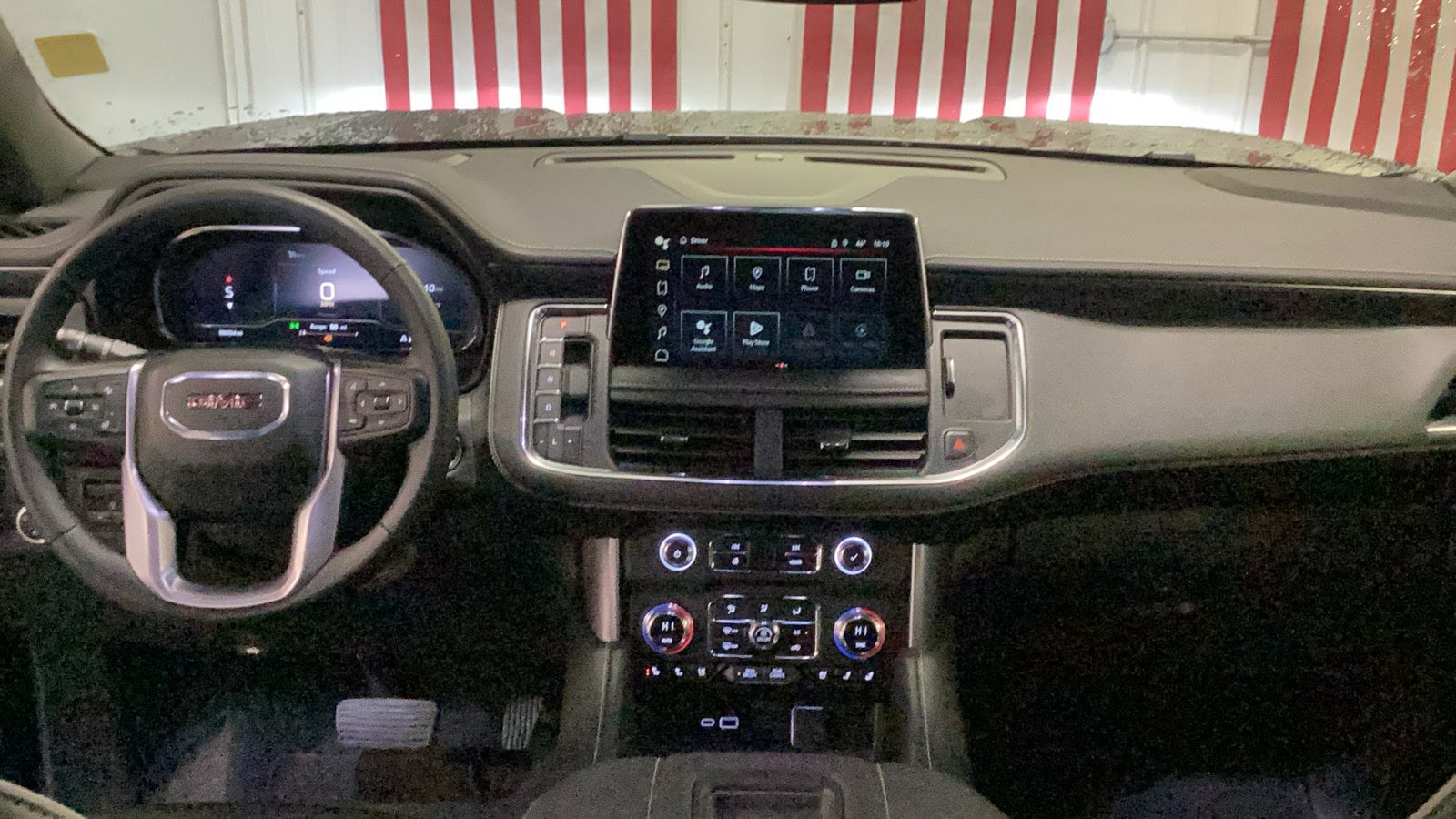 2024 GMC Yukon XL SLT - Photo 10
